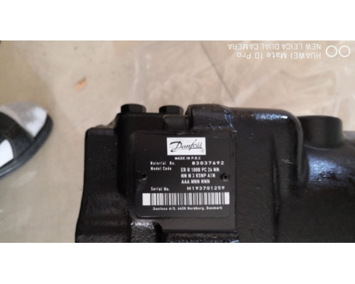 Насос Danfoss 83037692 ERR100BPC26NNNNN3K5NPA1NAAANNNNNN