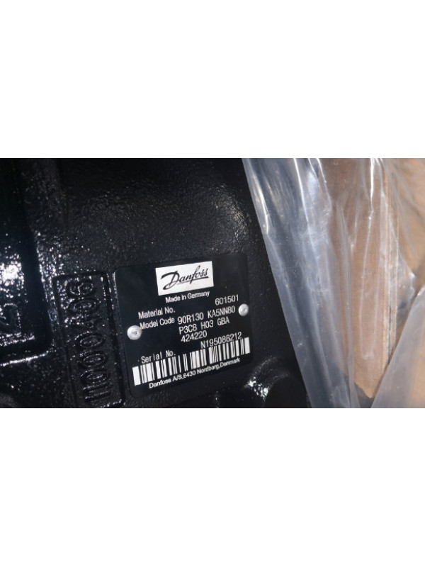 Насос Danfoss 601501 90R130KA5NN80P3C8H03GBA424220