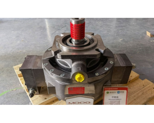 Клапан MOOG D954-2045-10 HP-R18A1-RKP063KM28C1Z00