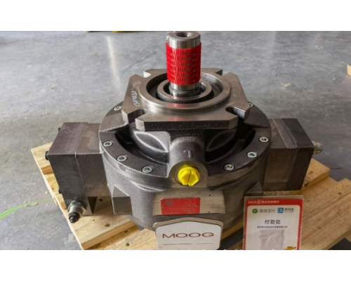 Клапан MOOG D952-2075 HP-R18C3-RKP032KM28E1Z00