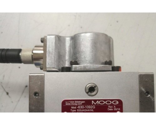 Клапан MOOG D662Z4334K P01JOMF6VSX2-A