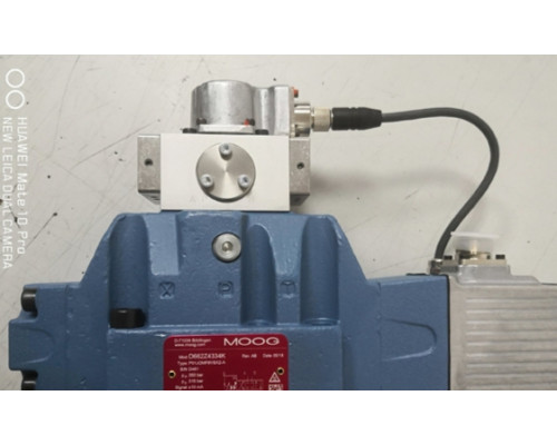 Клапан MOOG D662Z4334K P01JOMF6VSX2-A
