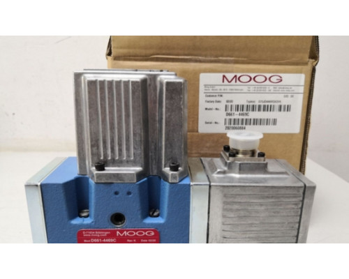Клапан MOOG D661-4577C
