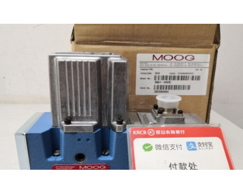 Клапан MOOG D661-4444C