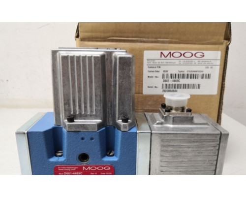 Клапан MOOG D661-4444C