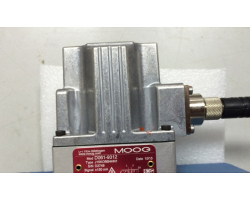 Клапан MOOG D664-4010 L05HXBD6NSM2-O
