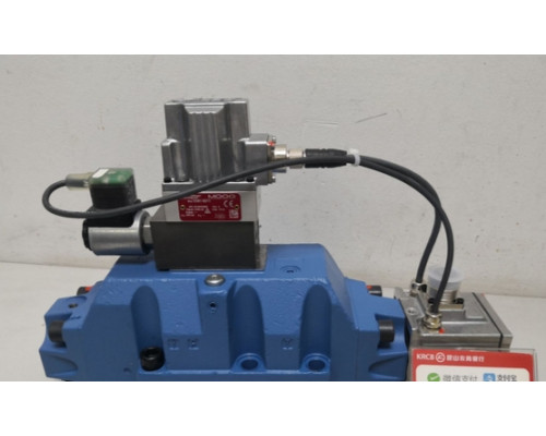 Клапан MOOG D664-4010 L05HXBD6NSM2-O