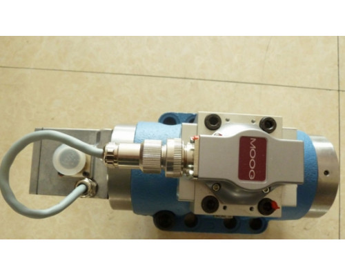 Клапан MOOG D792-4012 S80JOQA6VSX2-B