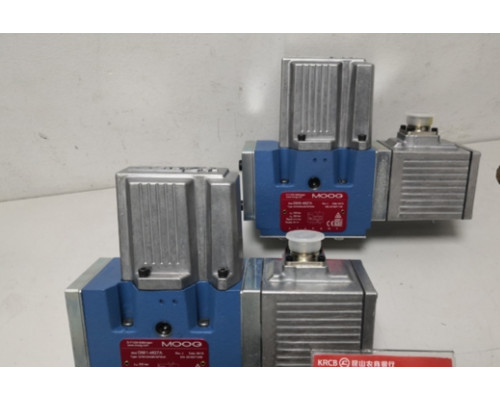 Клапан MOOG D061-9411 J15KOBA4VN1