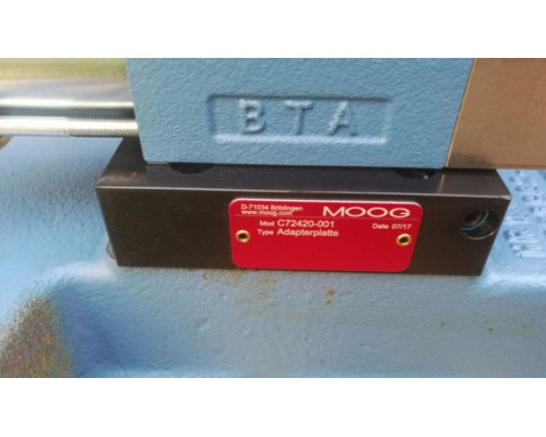 Клапан MOOG D685Z4107D P15HXTD6SEM5-E