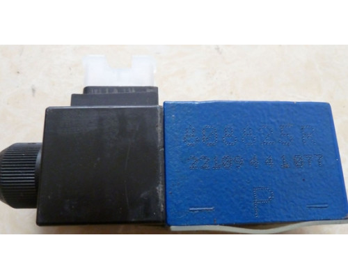 Гидравлический клапан Rexroth Bosch R900909559 4WE 6 D6X/EW230N9K4