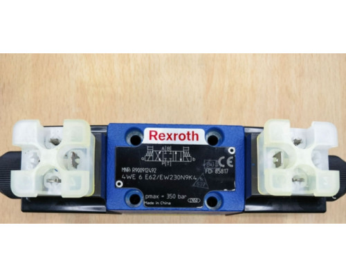 Гидравлический клапан Rexroth Bosch R900912492 4WE 6 E6X/EW230N9K4