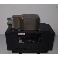 Клапан Rexroth Bosch R900951451 4WS2EM6-2X/15B11ET315K17EV